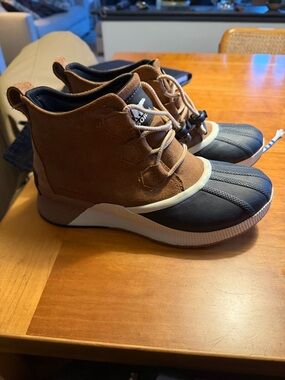 SOREL Out N About IV Classic Waterproof Duck Boot - Women's